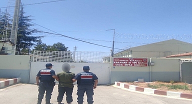 Karaman'da çeşitli suçlardan aranan 15 şüpheli yakalandı