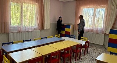 Kaymakam Karlıca, Kurs binalarını inceledi. Bal hasadına katıldı