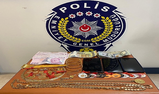 Telefonla dolandırıcılık yapan 2 zanlı tutuklandı