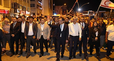Türkçe Aşkı Vatan Aşkı Yürüyüşü Coşkuyla Yapıldı