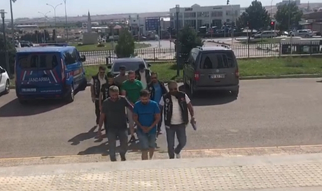 Uyuşturucu satan 3 kişi tutuklandı