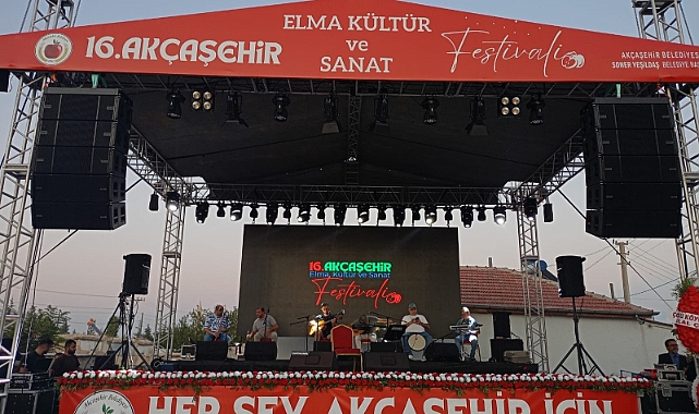 Akçaşehir'de Elma Festivali Düzenlendi