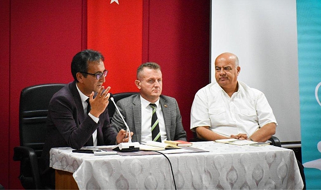Beden Eğitimi Öğretmenleri Karaman'da Toplandı: Yeni Dönemin Spor Stratejileri Belirlendi