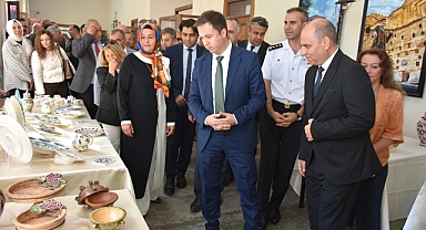 Denetimli Serbestlik Yükümlüleri Seramik Eserlerini Karaman’da Sergiliyor