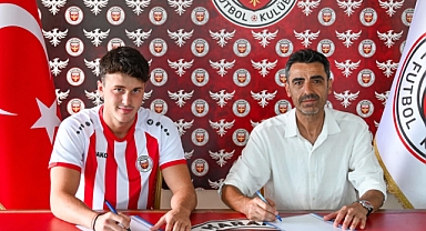 Eski Milli Futbolcu Fatih Tekke'nin oğlu Karaman FK'nın başarısı için ter dökecek