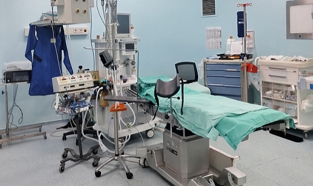 Hastane Ameliyathanesinde Yenilikler Devam Ediyor