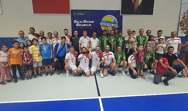 Hastane Voleybol Takımı şampiyon oldu