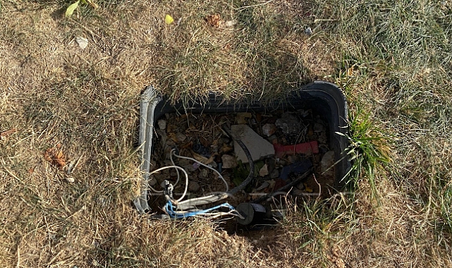 Karaman'da Açıkta Kalan Elektrik Kabloları Tehlike Saçıyor