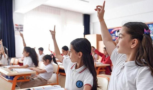 Karaman’da Bugün 50 Binin Üzerinde Öğrenci Ders Başı Yapacak