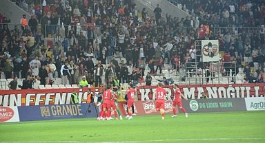 Karaman FK Evinde 3 Puanı Kaçırdı: 2-2