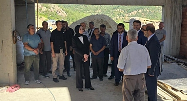 Kaymakam Kütük, Cami inşaatı ve yol çalışmalarını inceledi