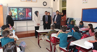 Kaymakam Kütük Okulları ziyaret etti