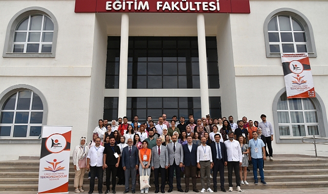 KMÜ'den Türkçenin Başkenti Karaman'da 'Türkçe Eğitimi' Konulu TÜBİTAK Projesi - EĞİTİM - www.karamandauyanis.com Karaman'da Uyanış Okuyun Haberiniz Olsun