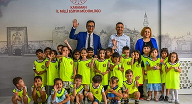 Miniklerden İl Müdürü Çalışkan'a Ziyaret