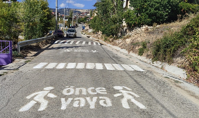 Ermenek'te Okul ve Köy yollarında asfalt çalışmaları sürüyor