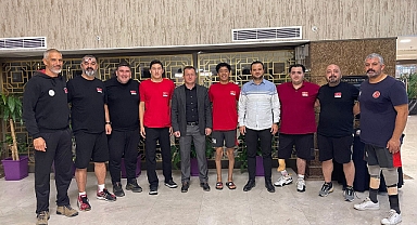 Gençlik Ve Spor İl Müdürü Karadeniz’den Milli Takım Kampına Ziyaret