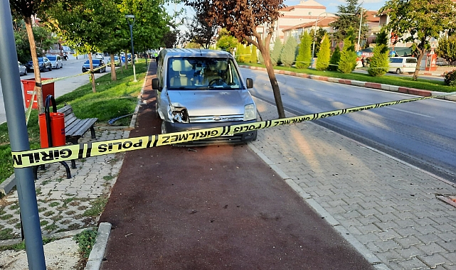 Hafif Ticari aracın çarptığı kadın hayatını kaybetti