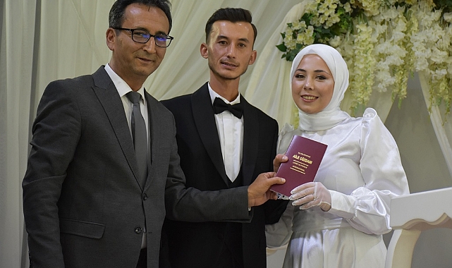 İl Müdürü Çalışkan, Şifa ve Mesut Yılmaz Çiftinin Mutlu Gününe Şahitlik Etti