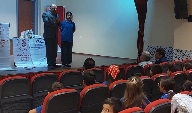 İLESAM Karaman'da 9. Ulusal Slogan, Logo ve Afiş Yarışması için Seminer Verdi