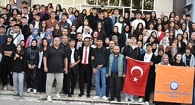 Karamanlı Gençler, TEKNOFEST'te Hayallerine Kanat Çırpıyor
