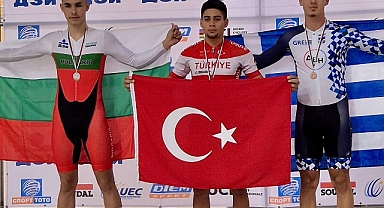 Karamanlı Milli Bisikletçi Haktan Ramazan Sayan Balkan Şampiyonu oldu