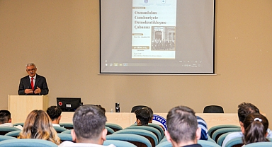 KMÜ'de 'Osmanlıdan Cumhuriyete Demokratikleşme Çabamız' Konulu Konferans