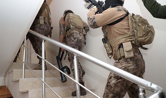 Karaman Dahil 9 ilde DEAŞ'a yönelik operasyonda 13 zanlı yakalandı
