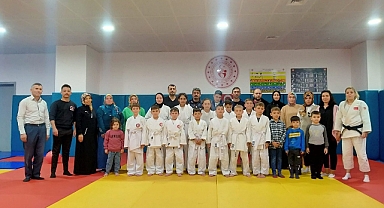 Minik Judocuların Kuşak Sınavı Heyecanı