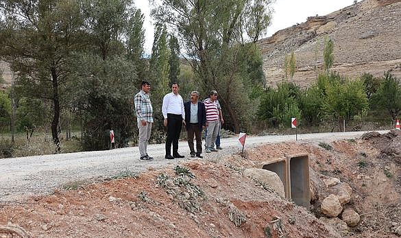 Pınarkaya Köprüsünde onarım çalışmaları sürüyor