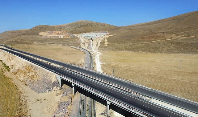 Projenin yüzde 66'sı tamamlandı: Karaman-Ulukışla arası 1 saat 35 dakika olacak