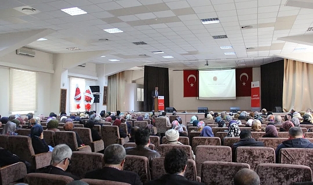 Ailede Çözüm Becerileri konulu konferans düzenlendi