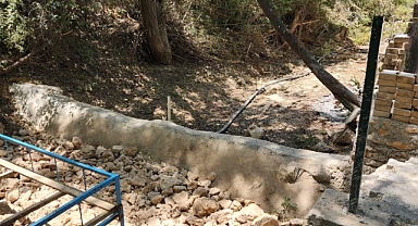 Akköprü Deresi tamamen kurudu