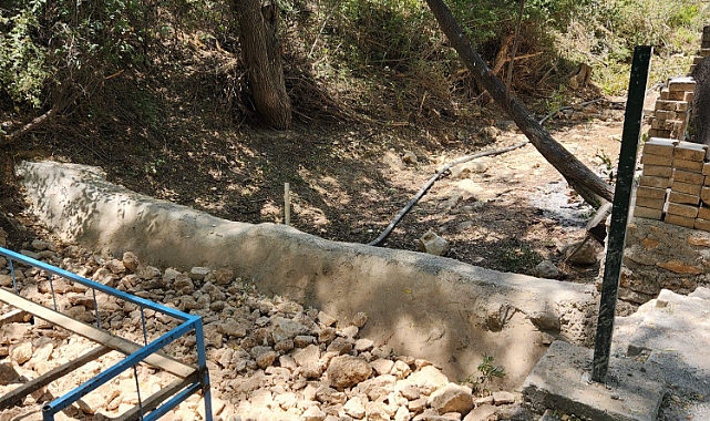 Akköprü Deresi tamamen kurudu