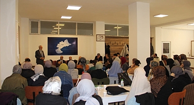 Akpınar Gençlerle Buluştu