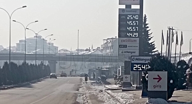 Benzine zam geldi, tabelalar değişti!