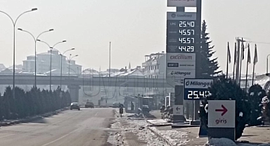 Benzine zam geldi, tabelalar değişti!