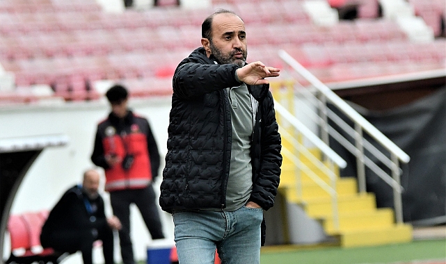 Bucaspor 1928 Teknik Direktörü Uğur Balcıoğlu görevinden ayrıldı
