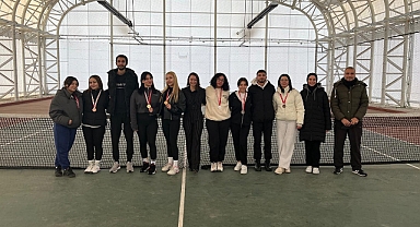 Çiftler Tenis Turnuvası Tamamlandı