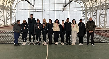 Çiftler Tenis Turnuvası Tamamlandı