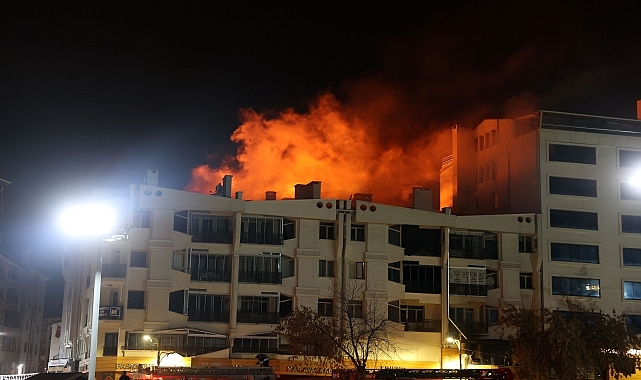 Dershane bulunan binada çıkan yangında 1 öğretmen öldü