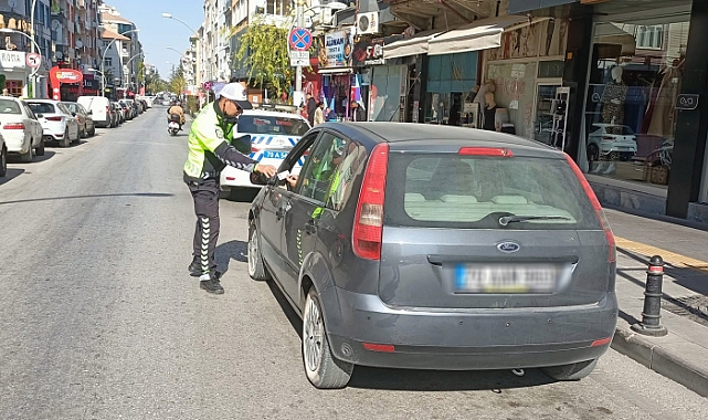 Emniyetin denetimlerinde 8 bin 105 şahıs sorgulandı. 12 şahıs tutuklandı