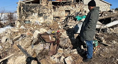 Evi yanan aile yardım bekliyor