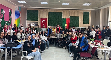Genç Ofiste Kültür Buluşmaları Başladı