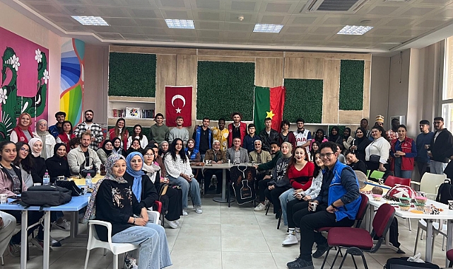 Genç Ofiste Kültür Buluşmaları Başladı