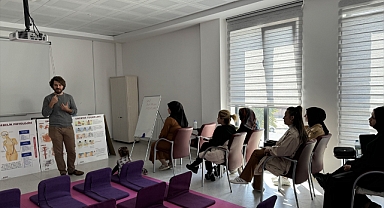 Karaman'da anne adaylarına, "Gebe Bilgilendirme Günleri" ile normal doğum anlatılıyor