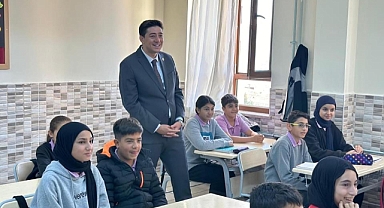 Kaymakam Erdoğan Güneyyurt’ta okulları ziyaret etti