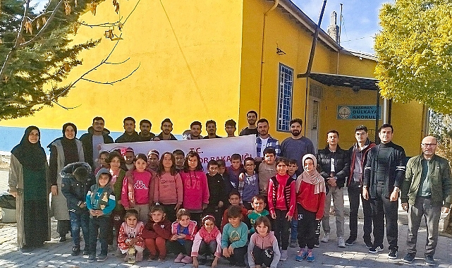 Piri Reis Erkek Yurdu Gönüllüleri, 'Hayata Renk Kat' Projesiyle Gülkaya Köyü'nde