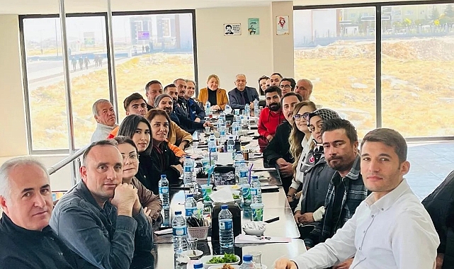 Şerife Han'a veda yemeği verildi