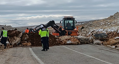 Ayrancı-Erdemli Yolu Araç Trafiğine Kapatıldı