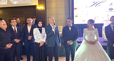 Çavaş ve Özçelik ailelerinin mutlu günü